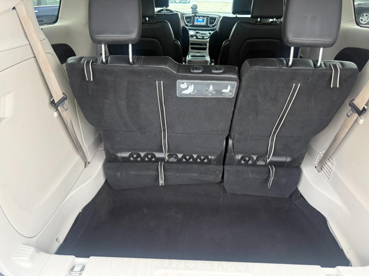 Chrysler Pacifica Touring L FWD 2018