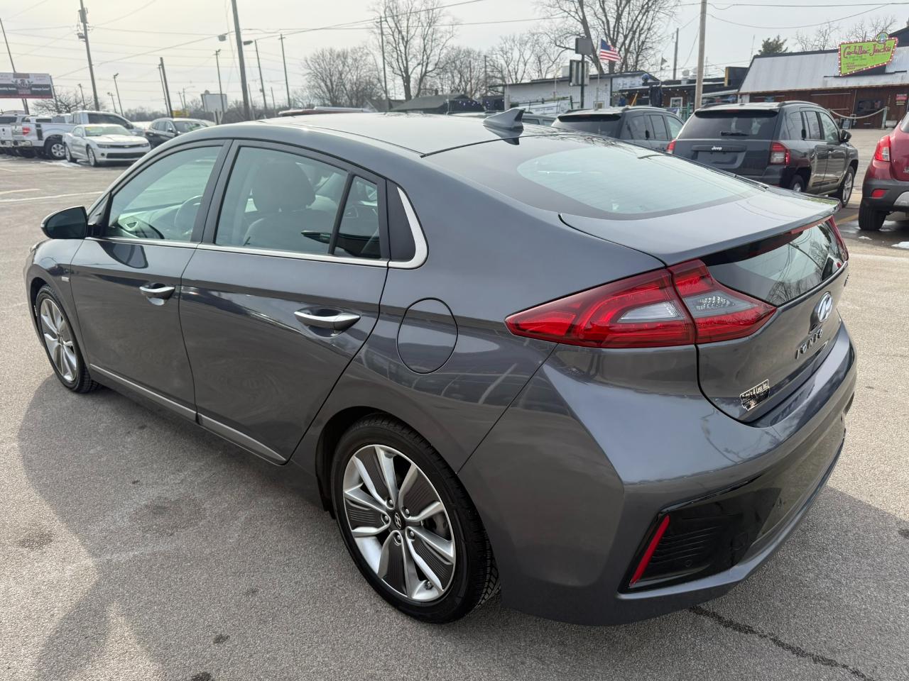 Hyundai Ioniq Hybrid Limited Hatchback 2018