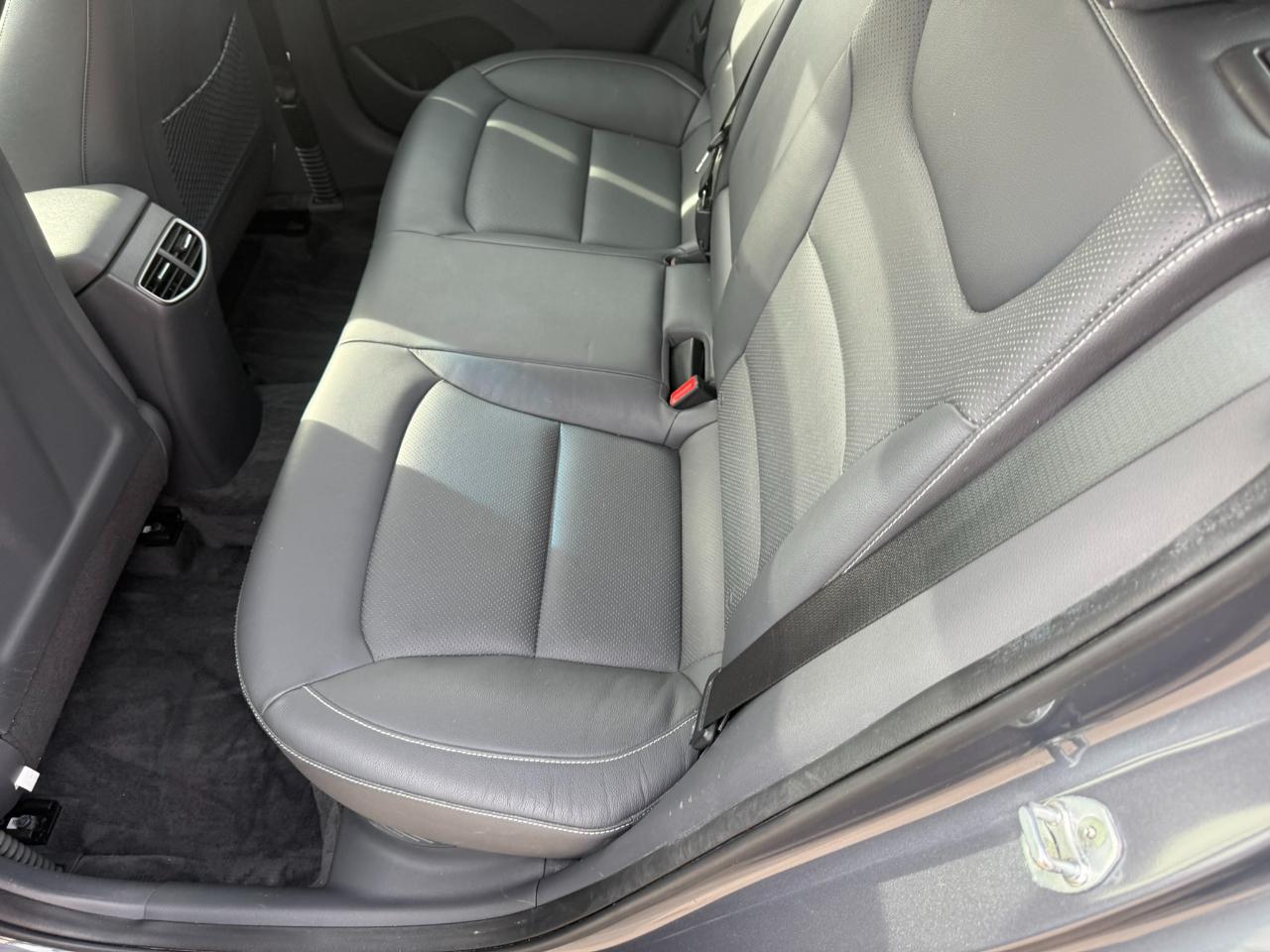 Hyundai Ioniq Hybrid Limited Hatchback 2018