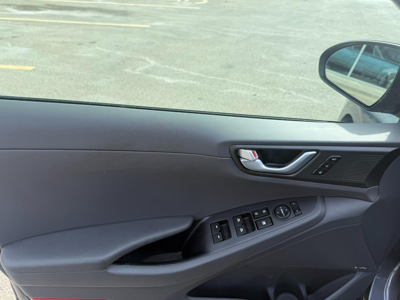 Hyundai Ioniq Hybrid Limited Hatchback 2018