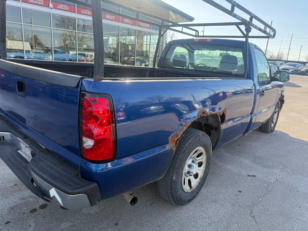 Chevrolet Silverado 1500 Reg Cab 133.0" WB 2WD Work Truck 2006