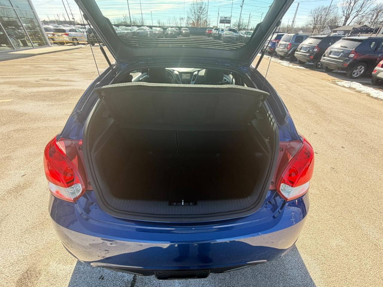 Hyundai Veloster Value Edition 3D Coupe 2017