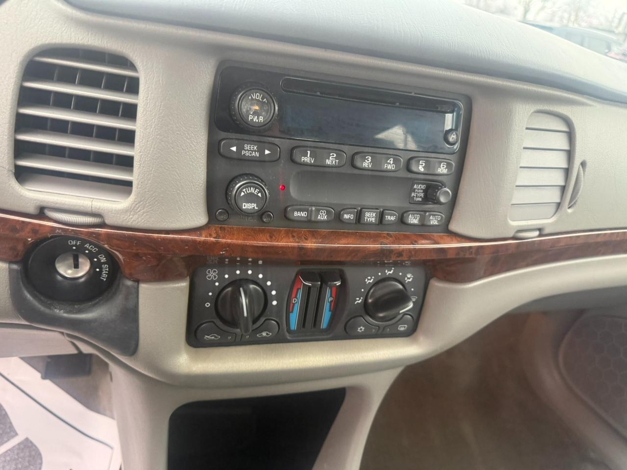 Chevrolet Impala 4dr Sdn LS 2004