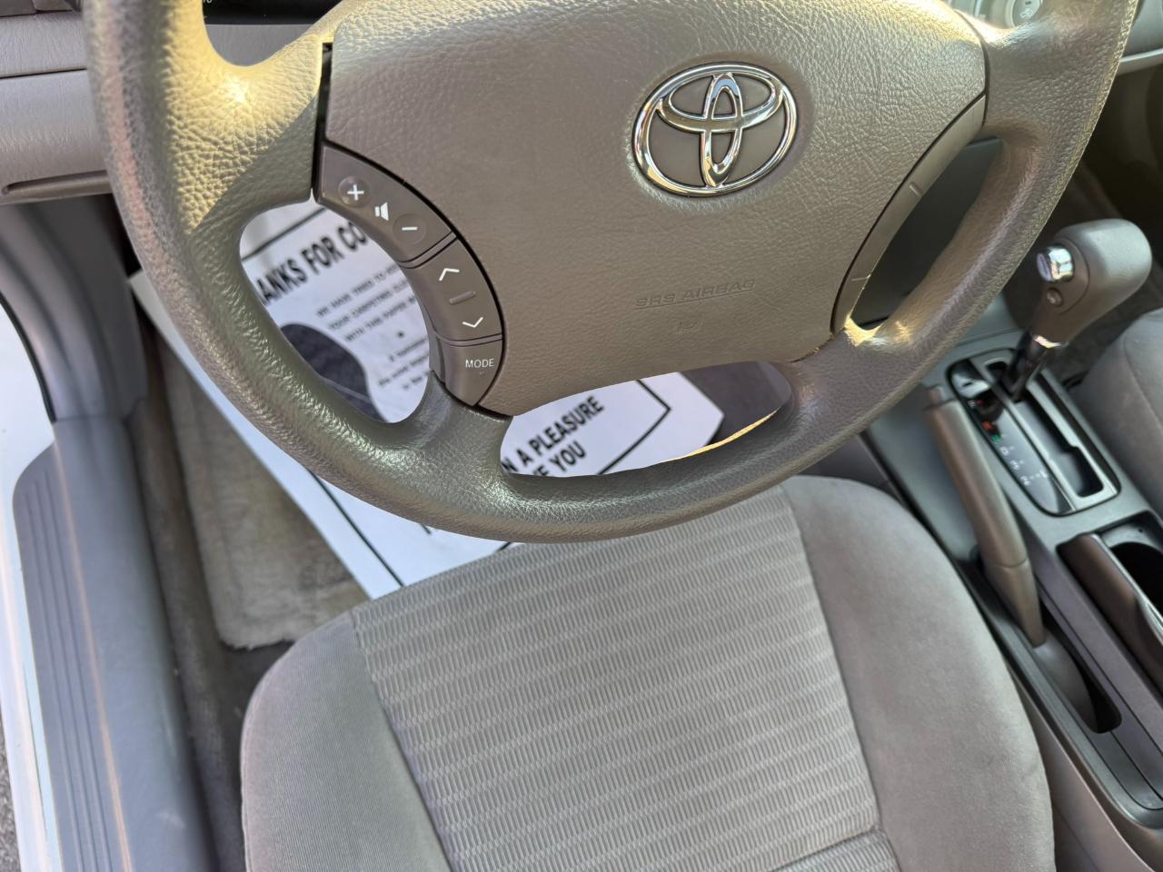 Toyota Camry 4dr Sdn LE Auto 2006