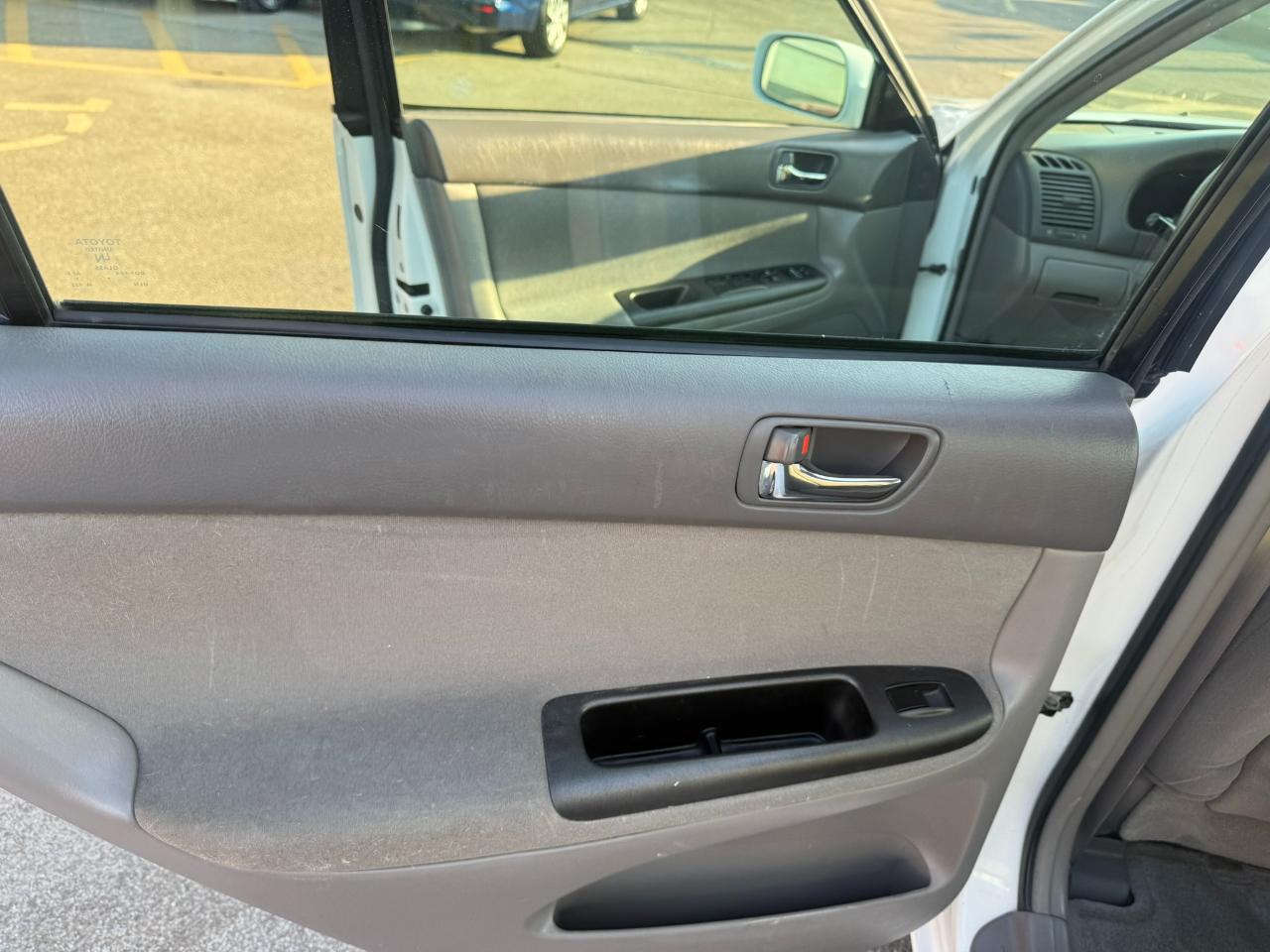 Toyota Camry 4dr Sdn LE Auto 2006