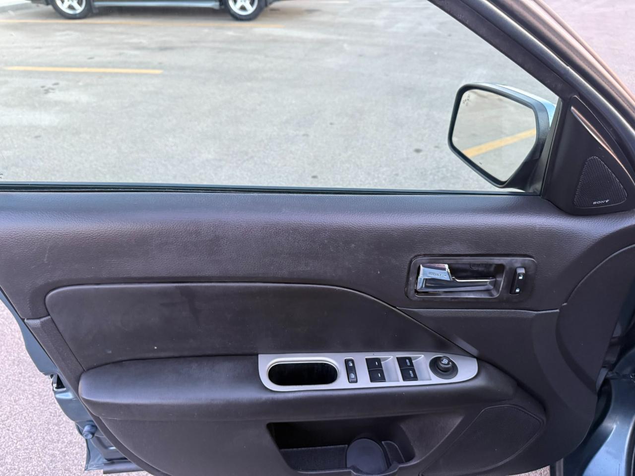 Ford Fusion 4dr Sdn SEL FWD 2011