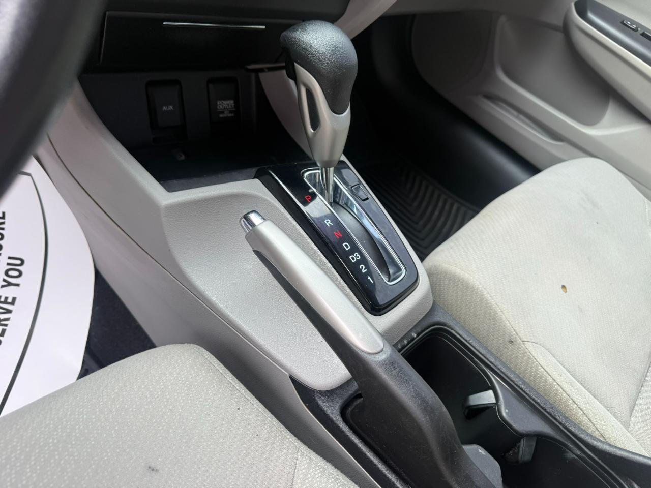 Honda Civic Sdn 4dr Auto LX 2013