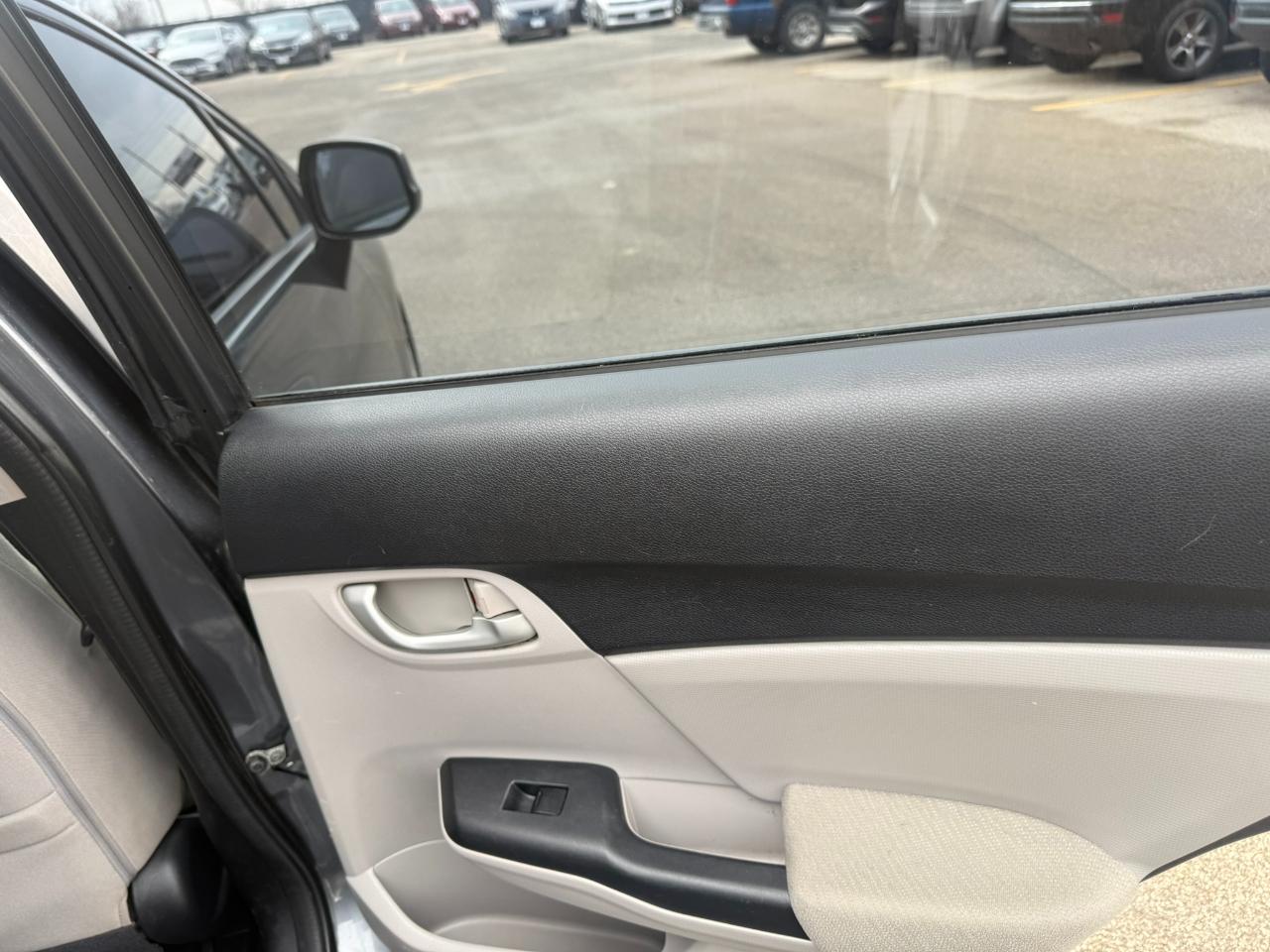 Honda Civic Sdn 4dr Auto LX 2013