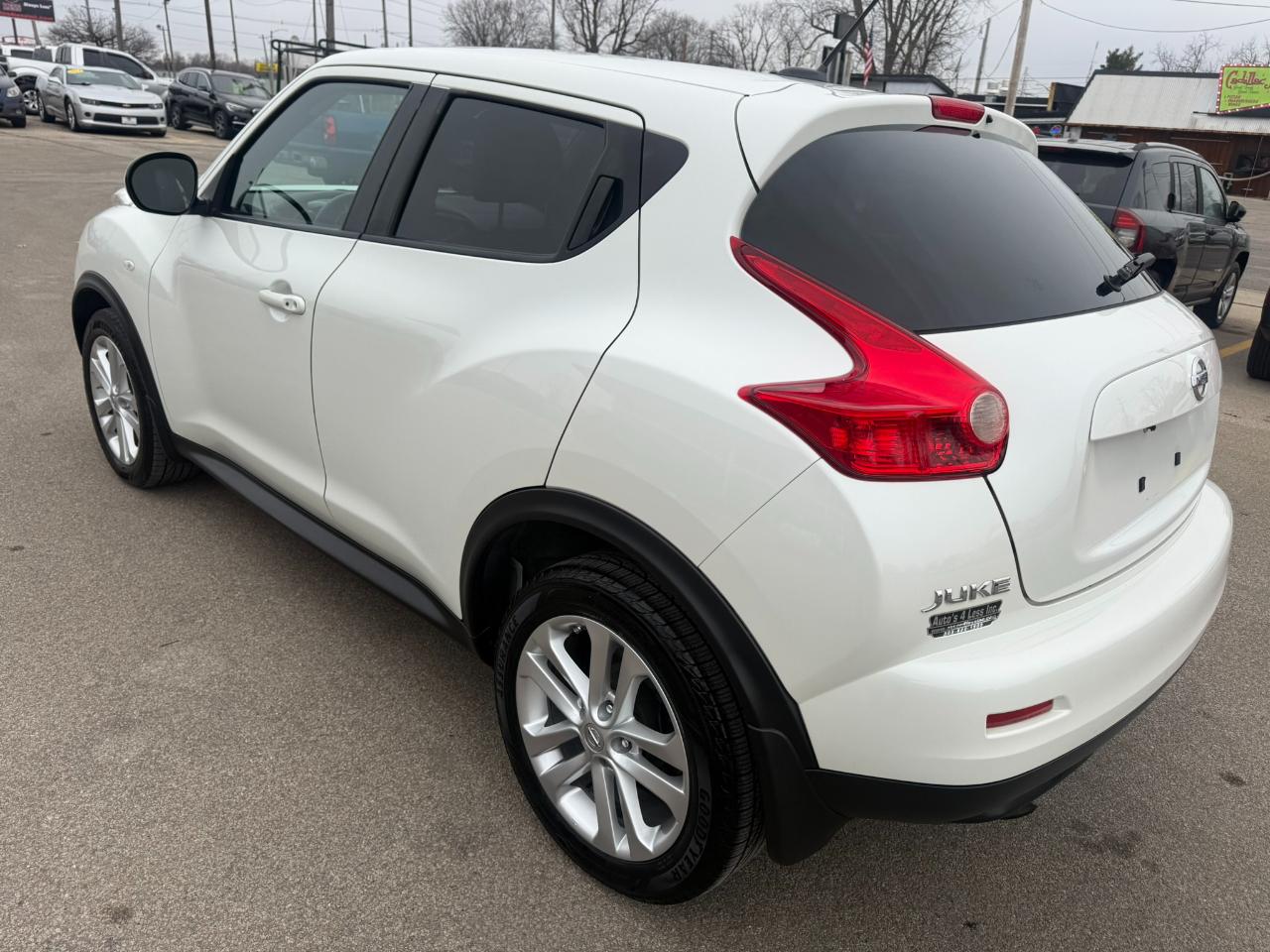 Nissan Juke 5dr Wgn CVT SL FWD 2014