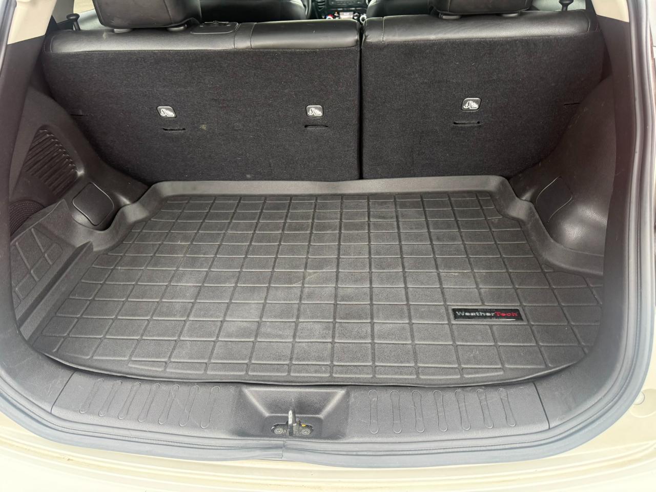 Nissan Juke 5dr Wgn CVT SL FWD 2014