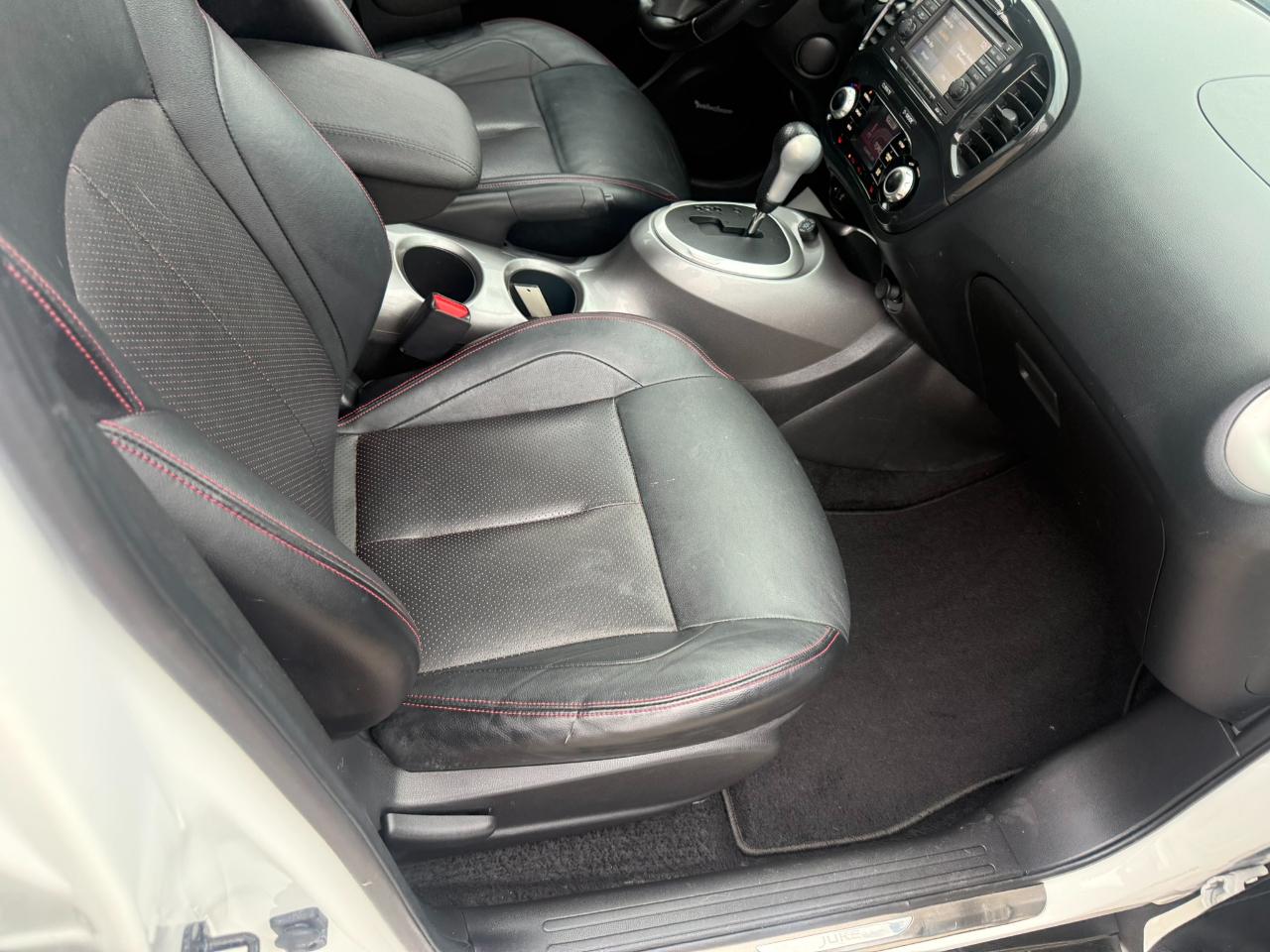 Nissan Juke 5dr Wgn CVT SL FWD 2014