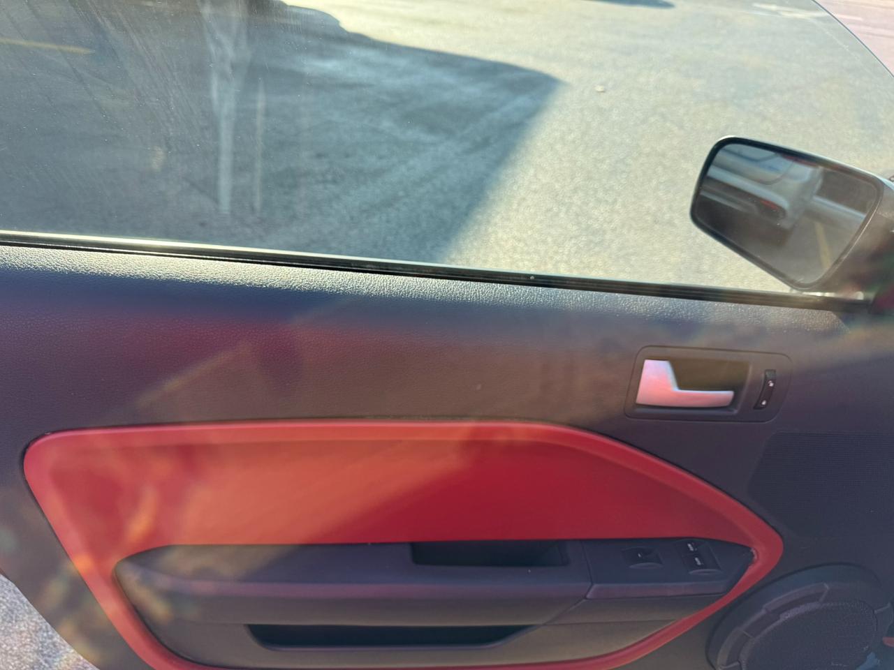 Ford Mustang 2dr Conv Premium 2005