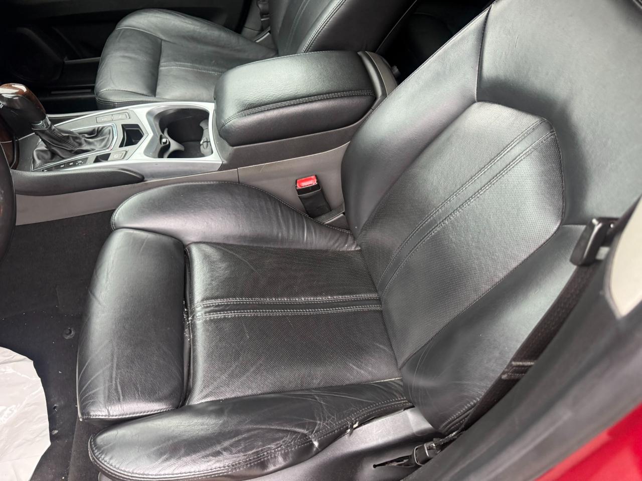 Cadillac SRX AWD 4dr Premium Collection 2011