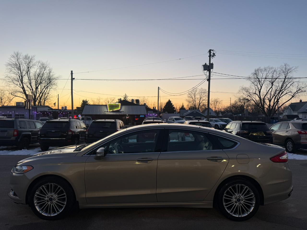 Ford Fusion 4dr Sdn SE FWD 2015