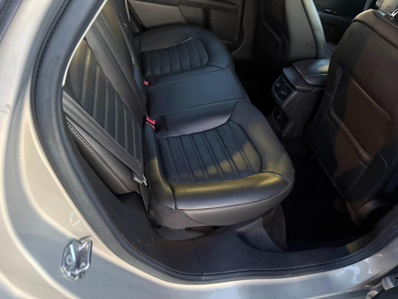 Ford Fusion 4dr Sdn SE FWD 2015