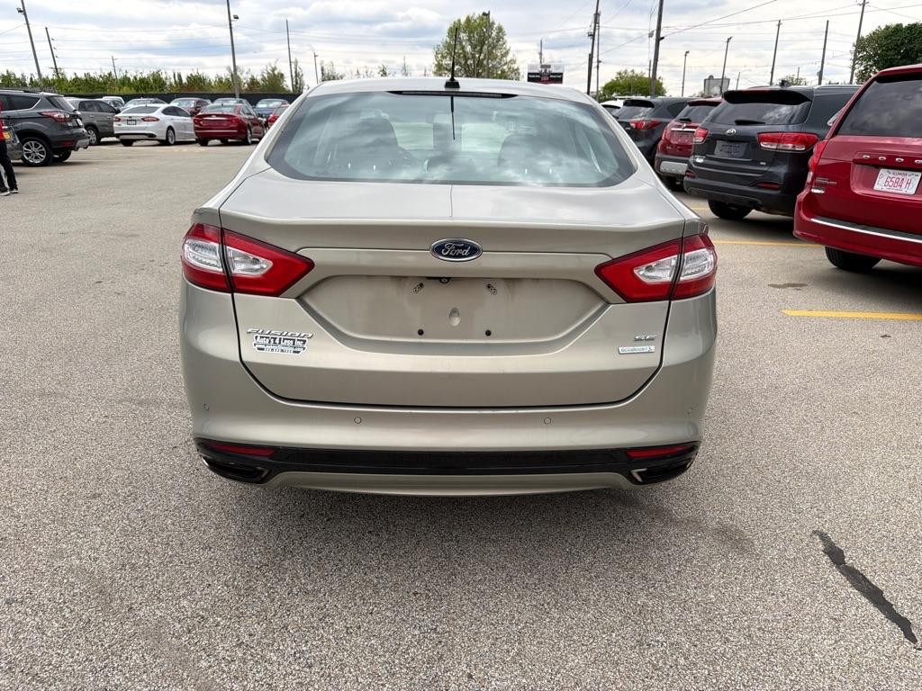 Ford Fusion 4dr Sdn SE FWD 2015