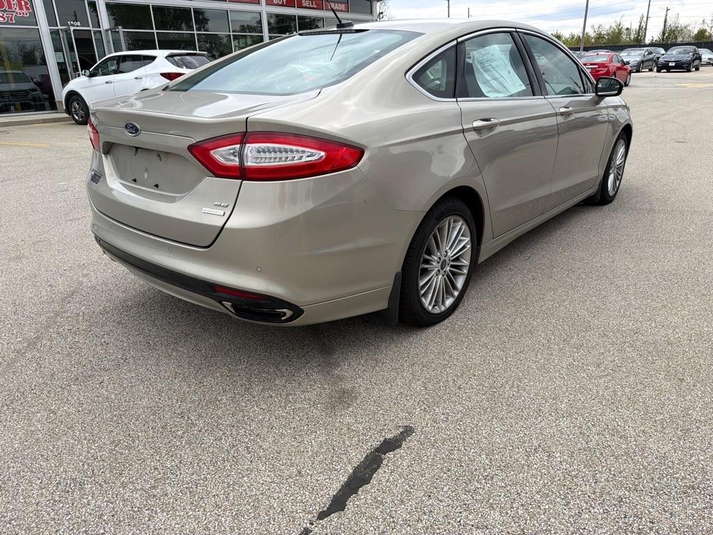 Ford Fusion 4dr Sdn SE FWD 2015