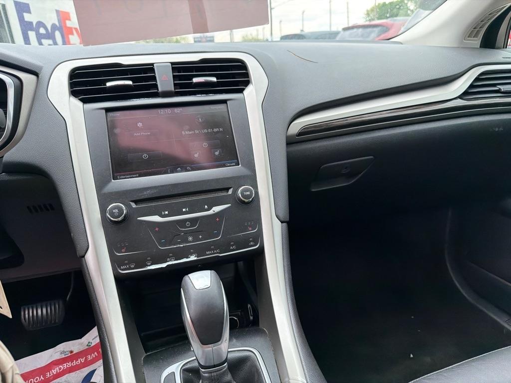 Ford Fusion 4dr Sdn SE FWD 2015