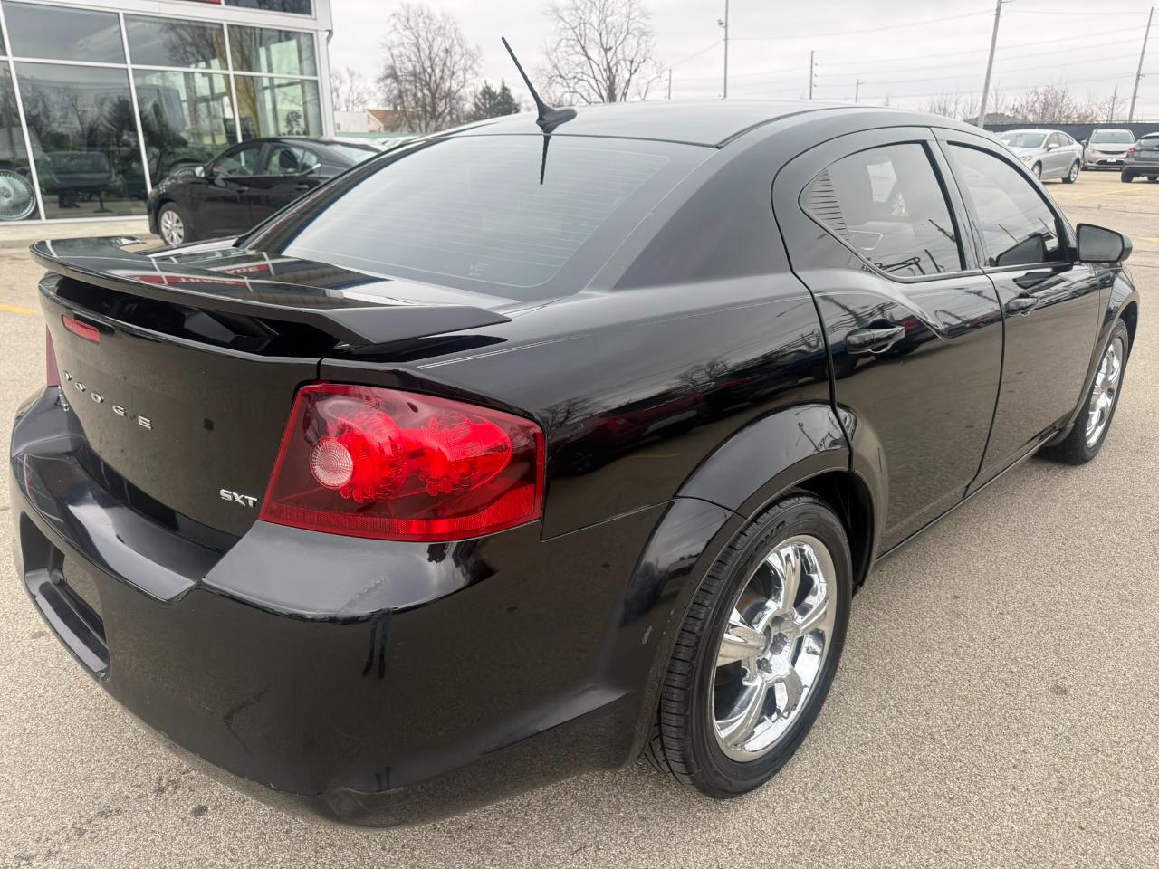 Dodge Avenger 4dr Sdn SXT 2013