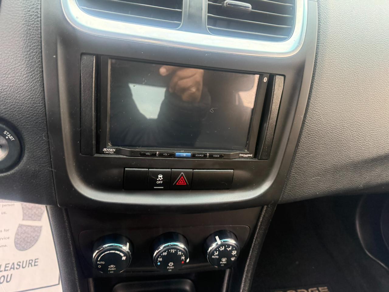 Dodge Avenger 4dr Sdn SXT 2013