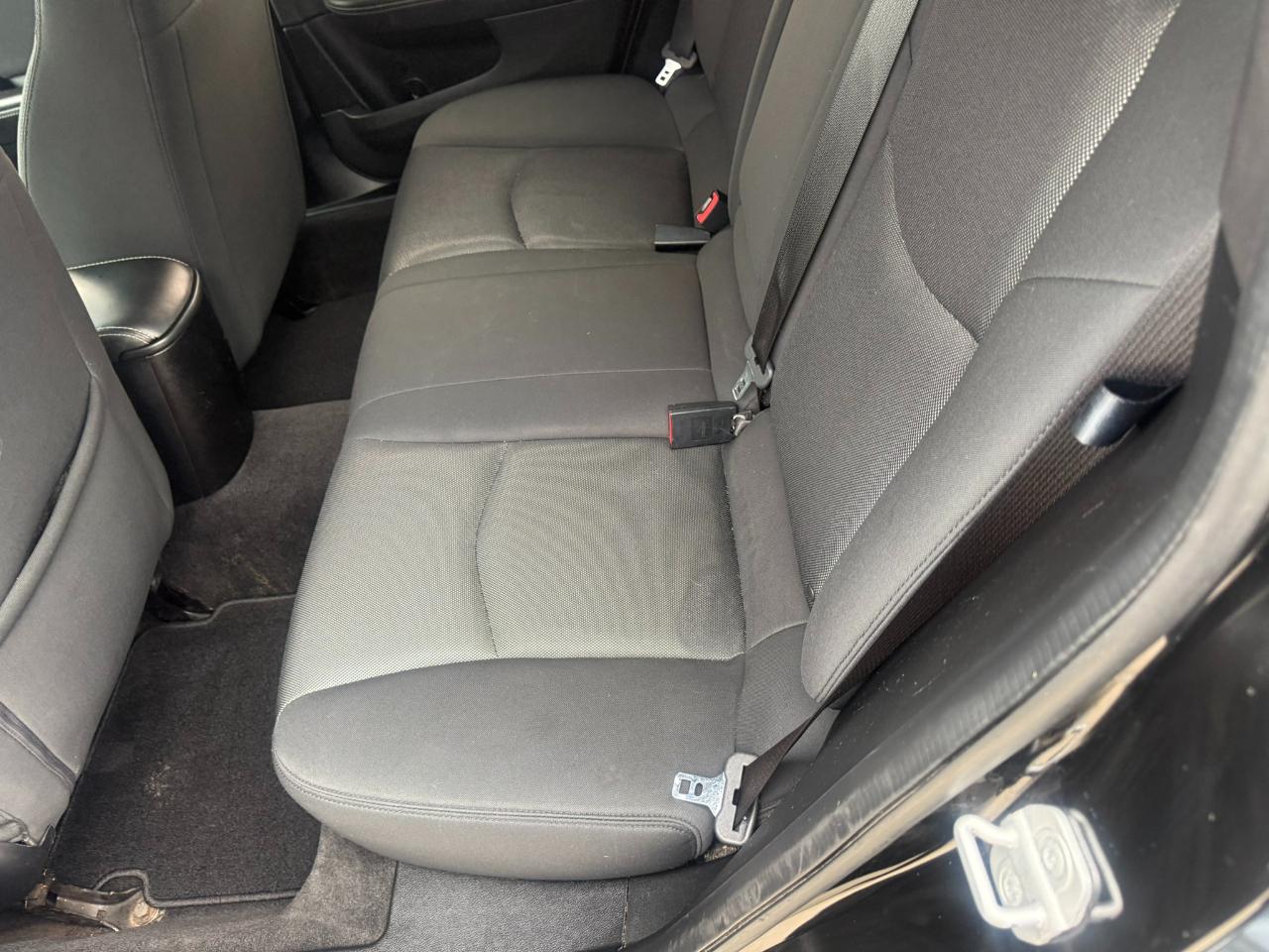 Dodge Avenger 4dr Sdn SXT 2013