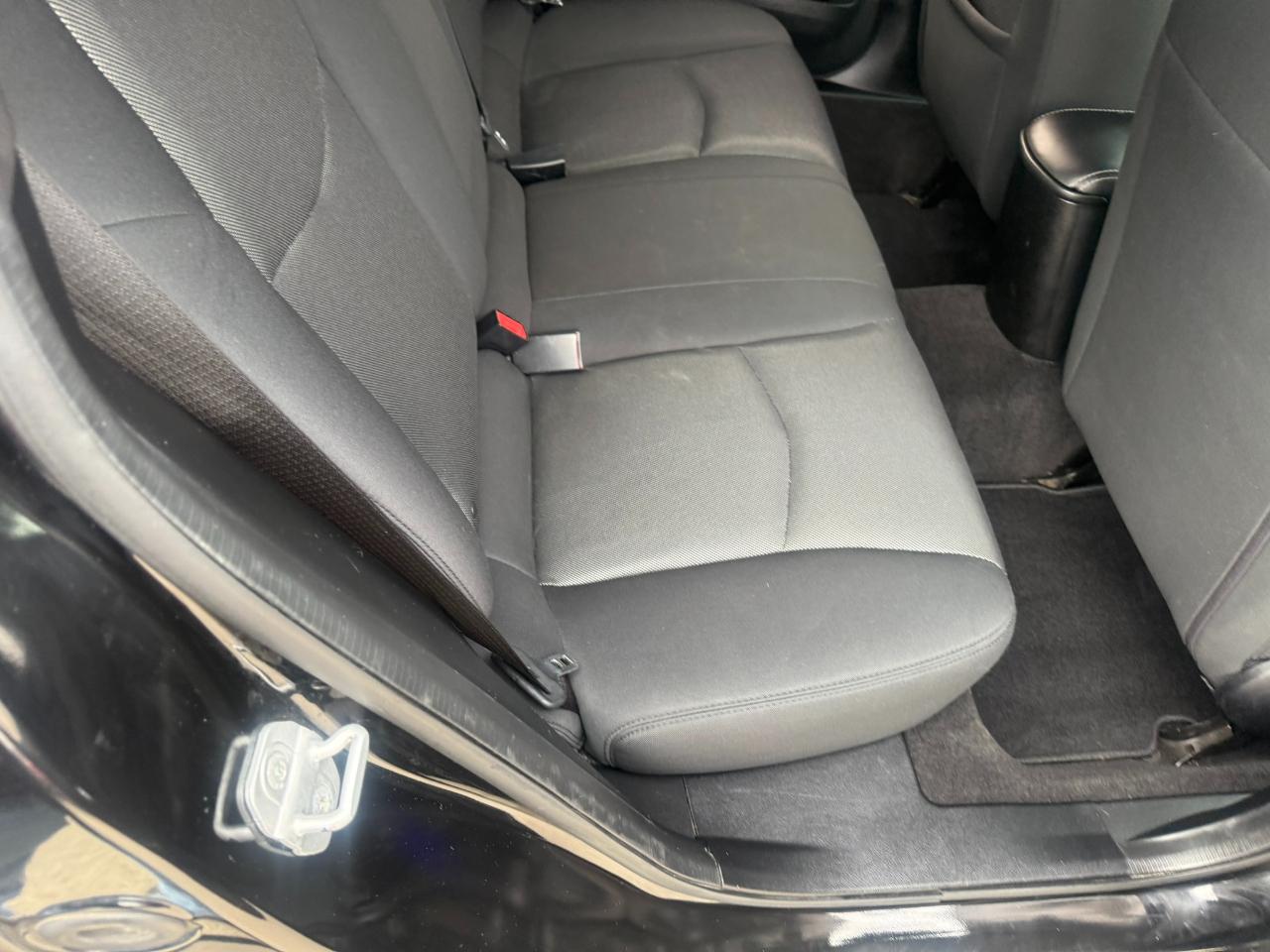 Dodge Avenger 4dr Sdn SXT 2013