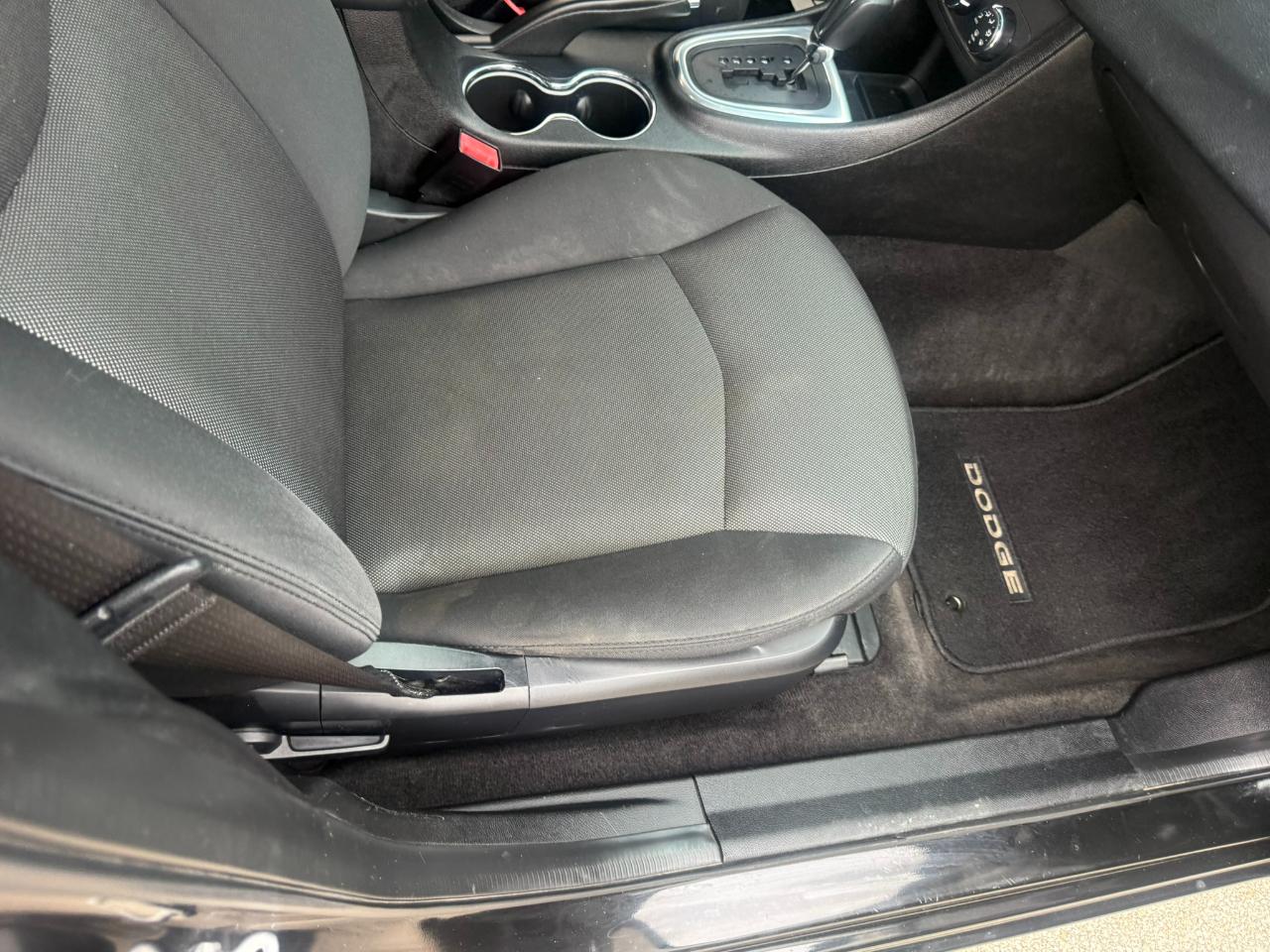 Dodge Avenger 4dr Sdn SXT 2013