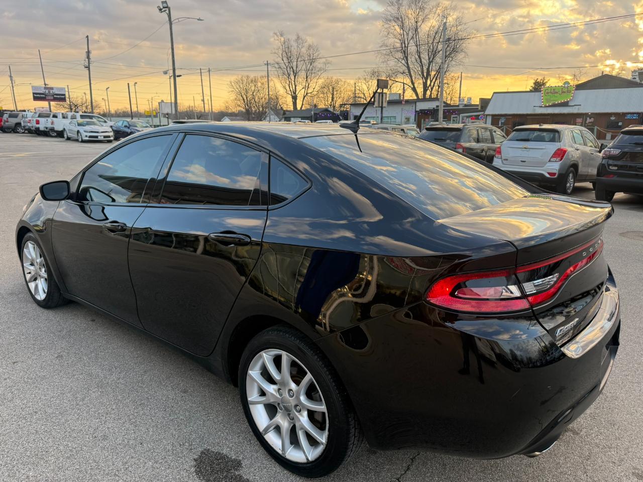 Dodge Dart 4dr Sdn SXT 2013