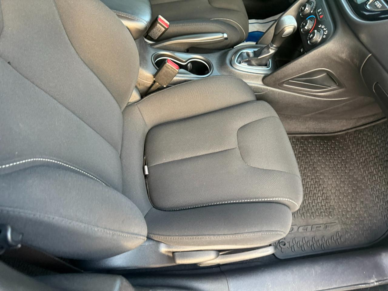 Dodge Dart 4dr Sdn SXT 2013