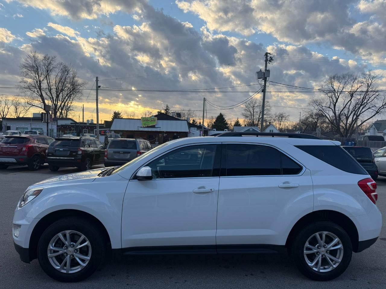 Chevrolet Equinox FWD 4dr LT w/1LT 2017