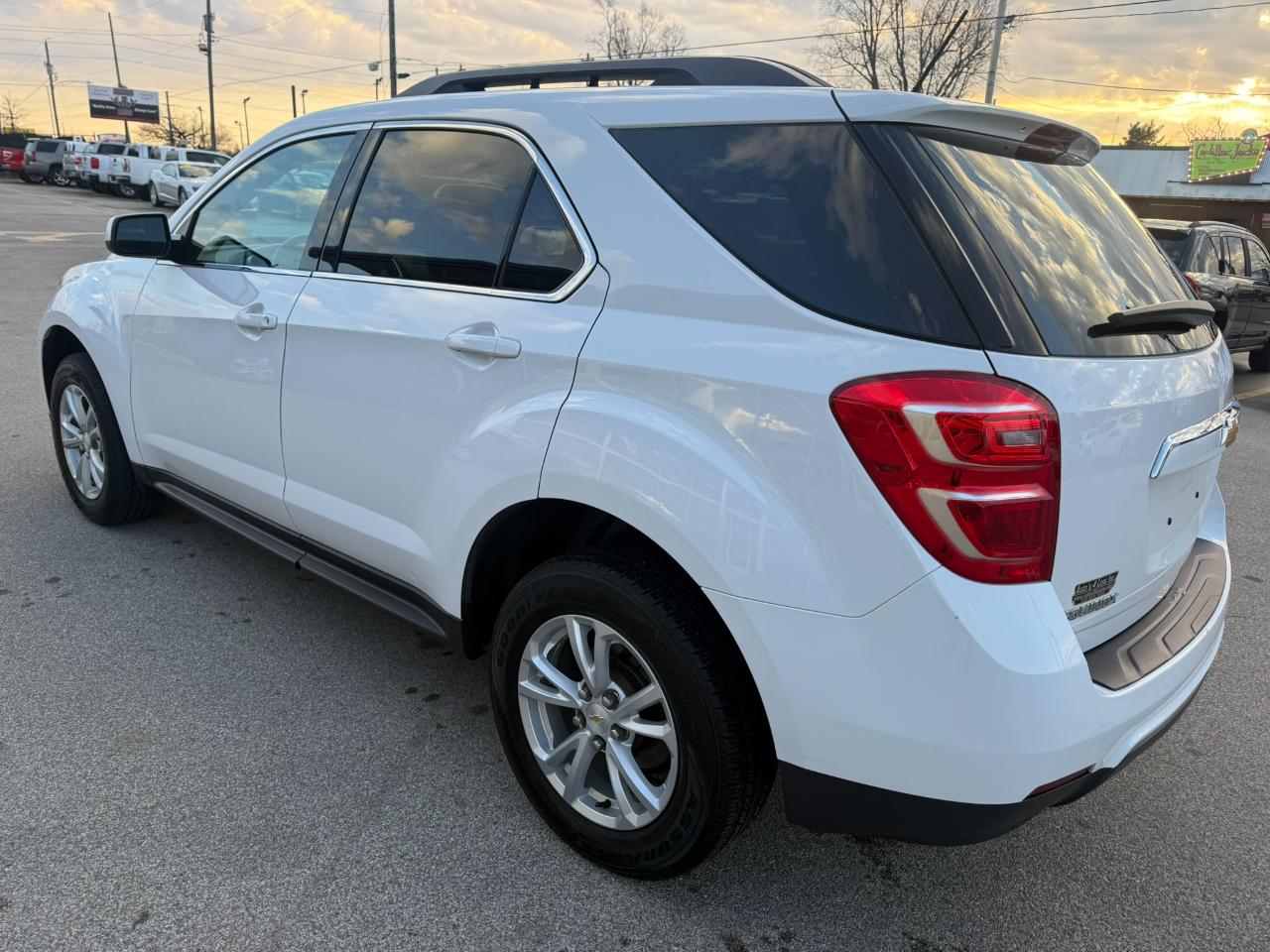 Chevrolet Equinox FWD 4dr LT w/1LT 2017