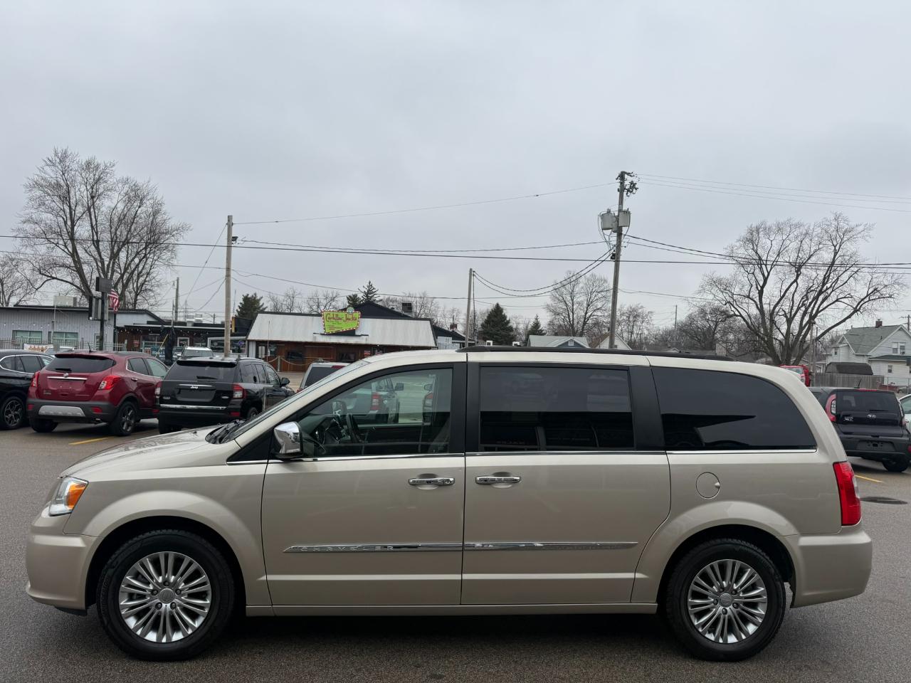 Chrysler Town & Country 4dr Wgn Touring-L 2015