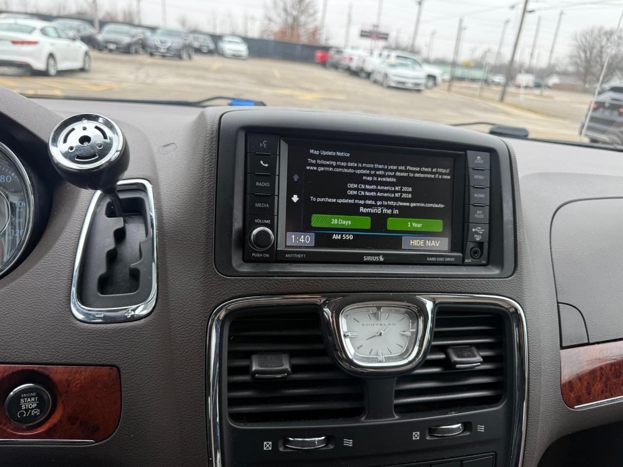 Chrysler Town & Country 4dr Wgn Touring-L 2015