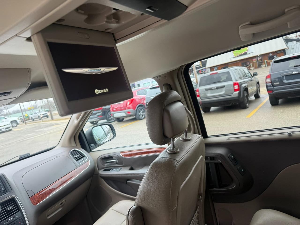 Chrysler Town & Country 4dr Wgn Touring-L 2015