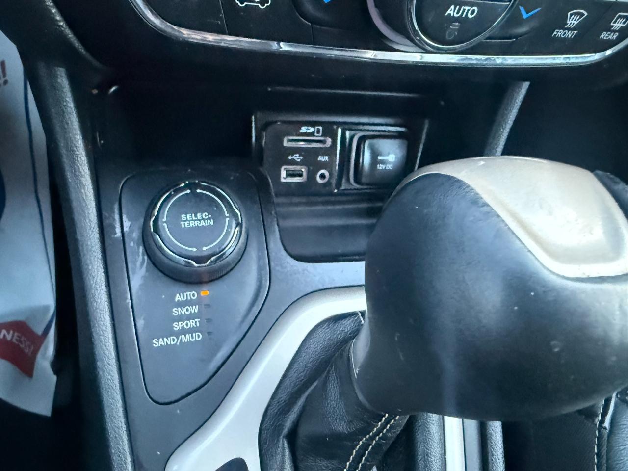 Jeep Cherokee 4WD 4dr Limited 2015