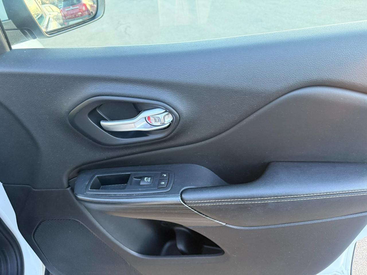 Jeep Cherokee 4WD 4dr Limited 2015