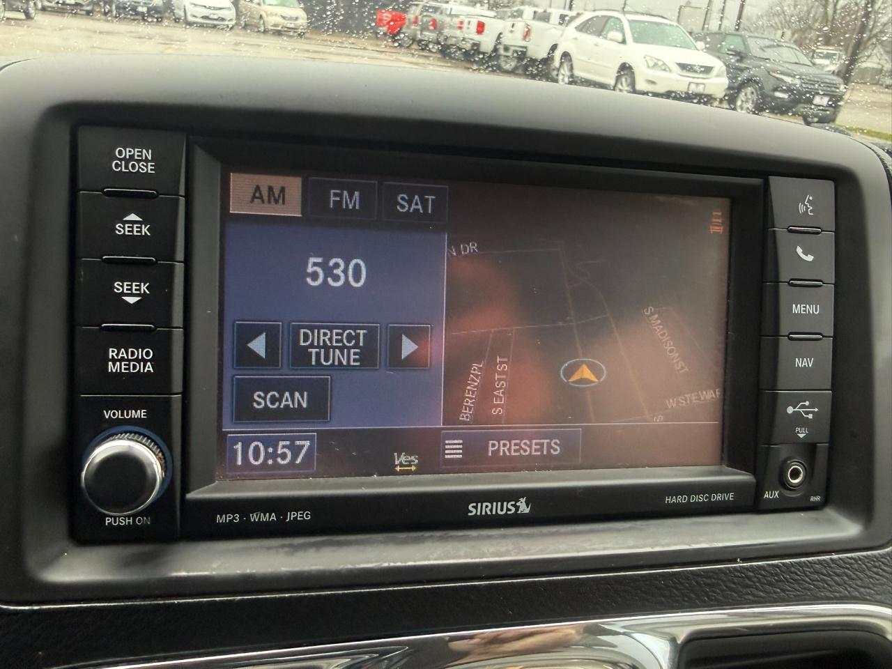 Chrysler Town & Country 4dr Wgn Touring-L 2012