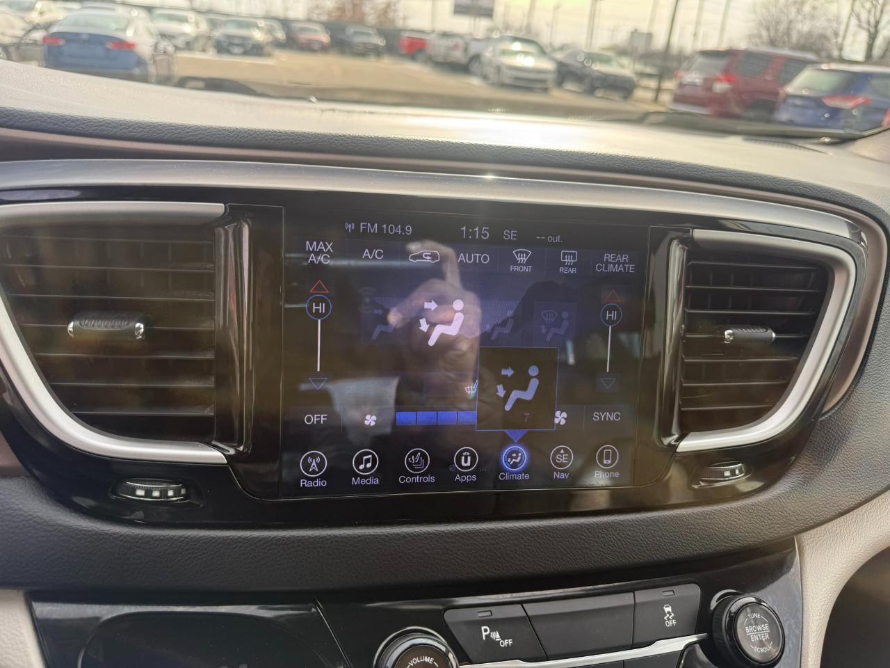 Chrysler Pacifica Touring-L FWD 2017