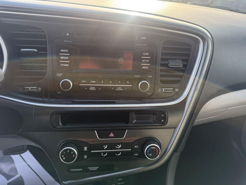 Kia Optima 4dr Sdn LX 2015