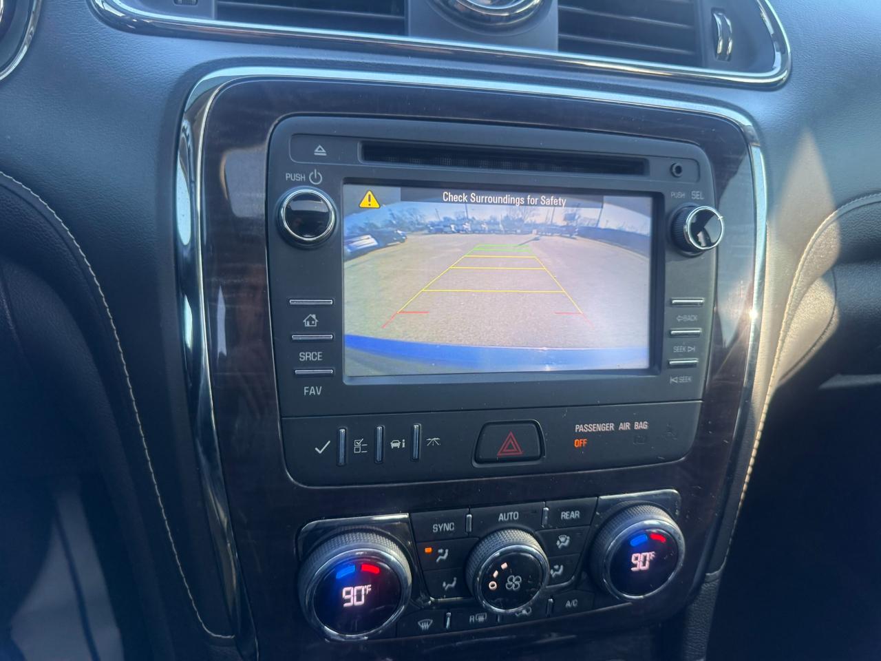 Buick Enclave FWD 4dr Leather 2015