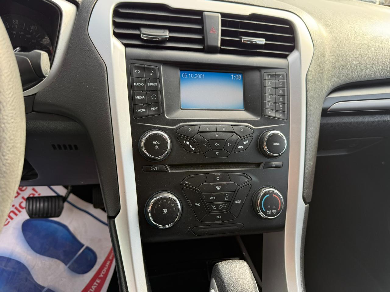 Ford Fusion 4dr Sdn SE FWD 2013