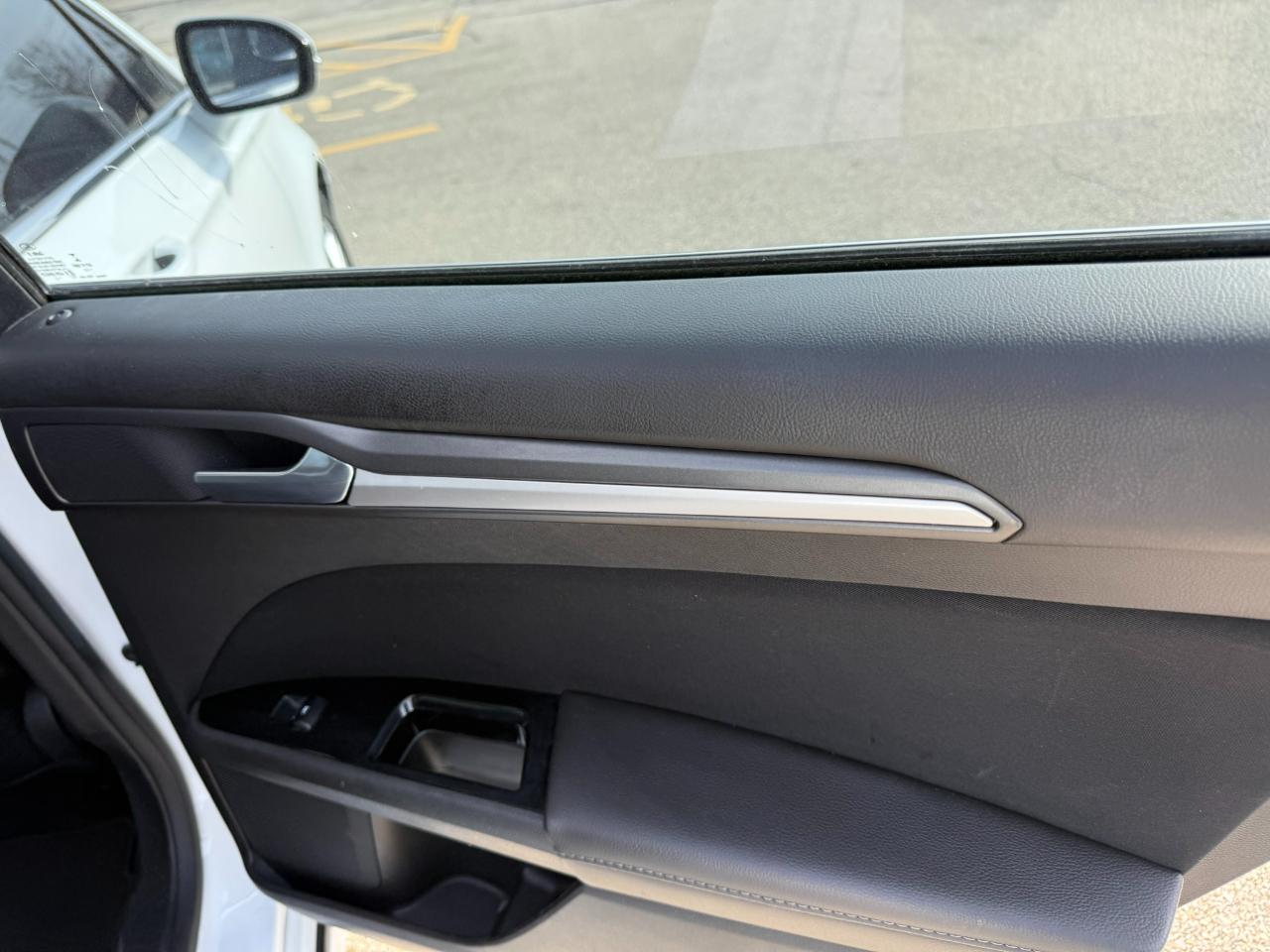 Ford Fusion 4dr Sdn SE FWD 2013