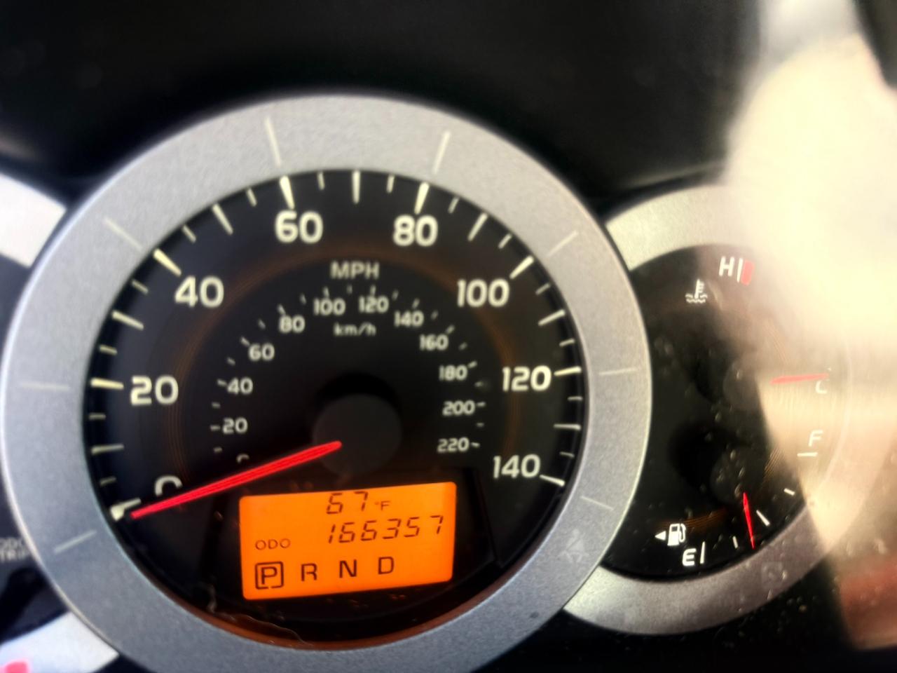 Toyota RAV4 FWD 4dr 4-cyl 4-Spd AT Ltd (Natl) 2011