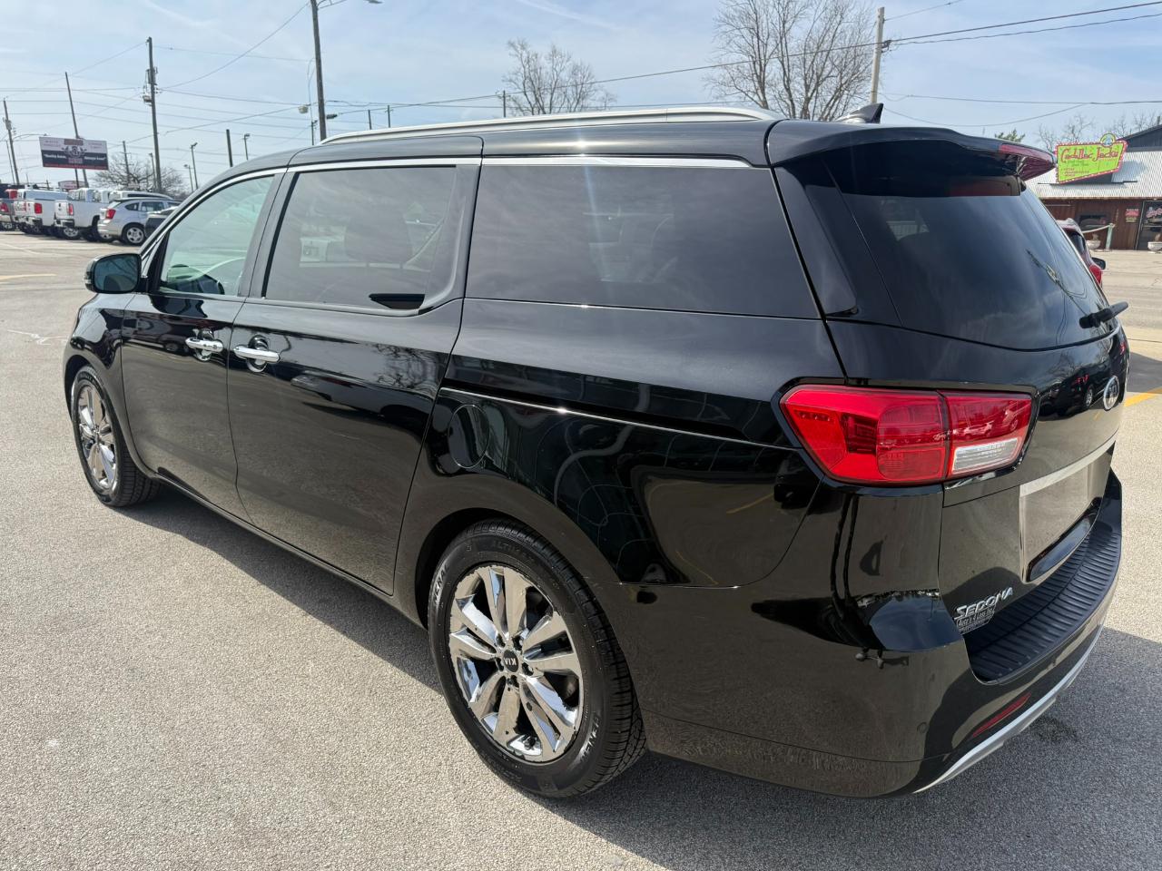 Kia Sedona 4dr Wgn SX-L 2015