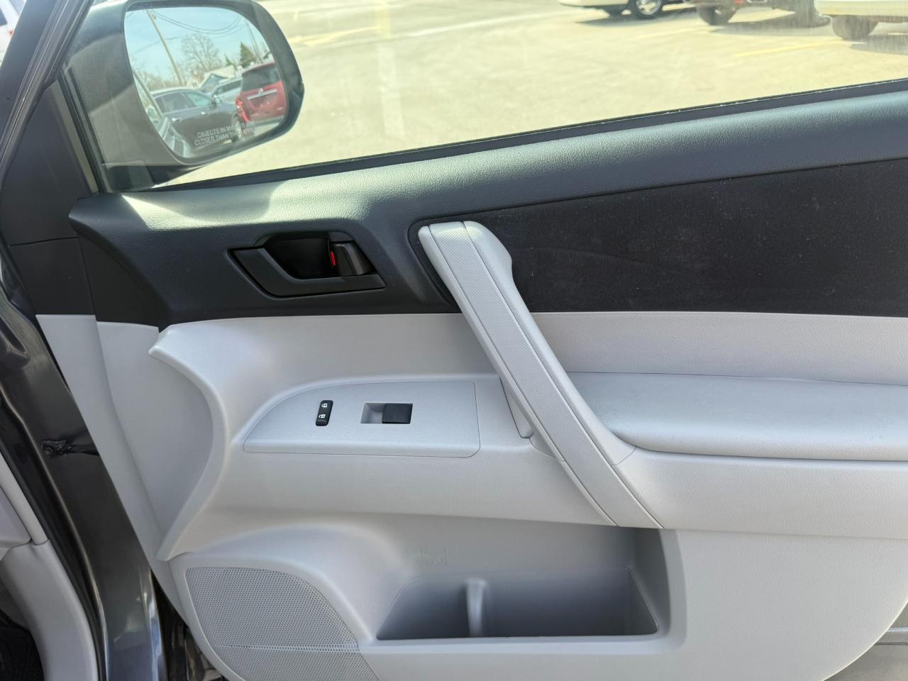 Toyota Highlander 4WD 4dr Base (Natl) 2008