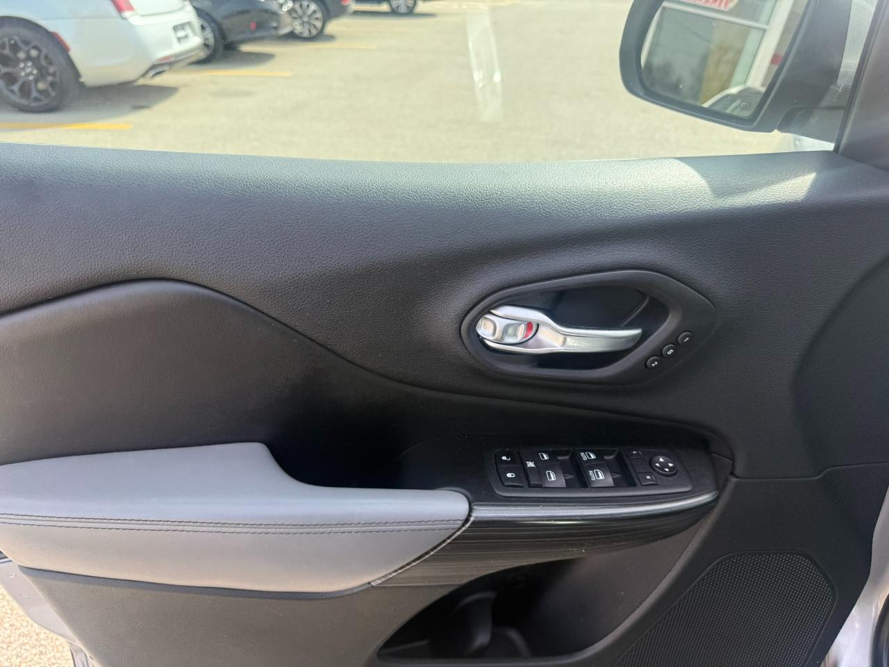 Jeep Cherokee 4WD 4dr Limited 2014