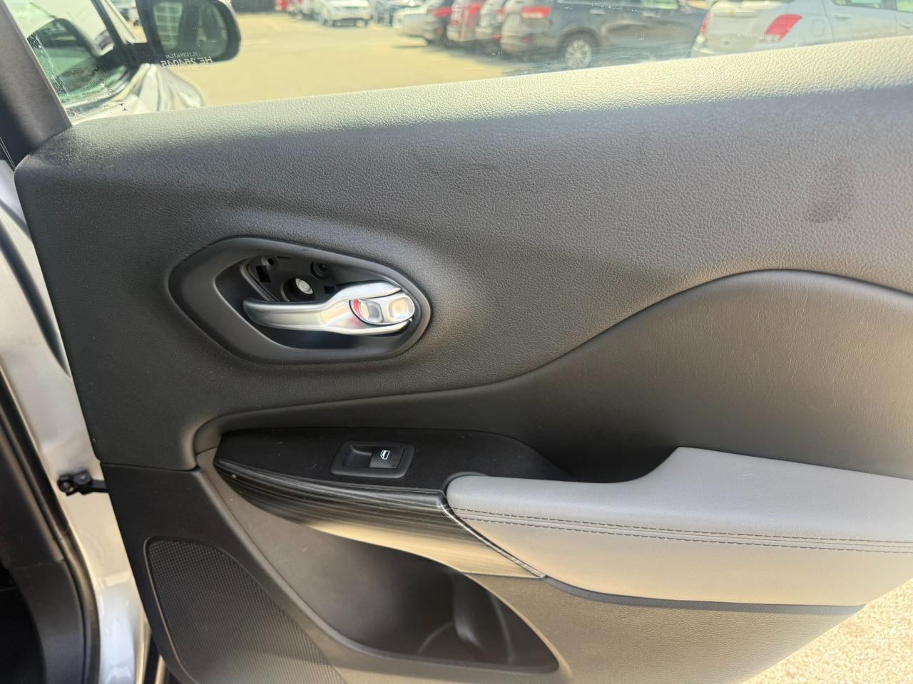 Jeep Cherokee 4WD 4dr Limited 2014