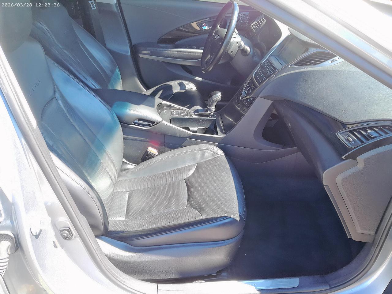 Hyundai Azera 4dr Sdn Limited 2014