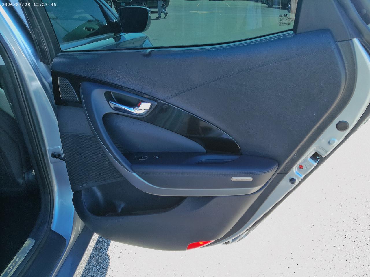 Hyundai Azera 4dr Sdn Limited 2014