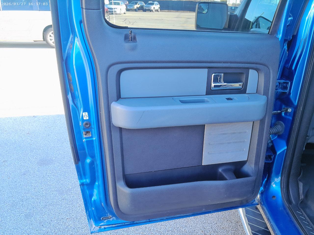 Ford F-150 4WD SuperCrew 145" King Ranch 2014